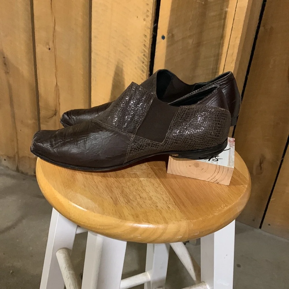 Cydwoq Loafers